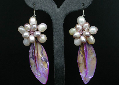 #30 pearl earrings