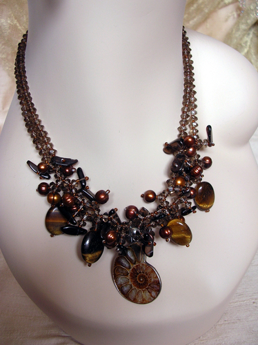 #42 Fossil necklace
